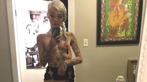 I’ve always been really self conscious about how thin I am but I think I found a place that will love me for it 🥰