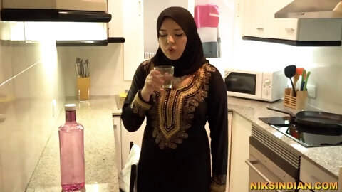 Hot Muslim Teen masturbates and gives Blowjob to Brother