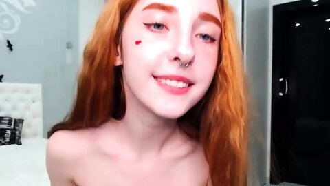 Amateur Webcam Teen Masturbates And Teases