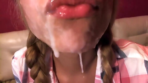 Candy Lisa In Deepthroat Massive Toy,gag And Play With Cream In