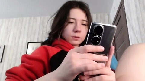 Brunette Solo Webcam Masturbation