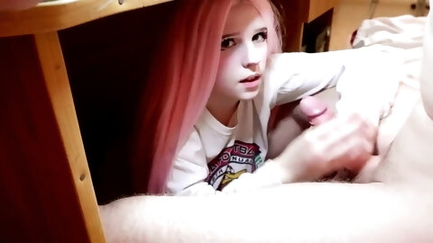 I pleased my gamer bf with a blowjob