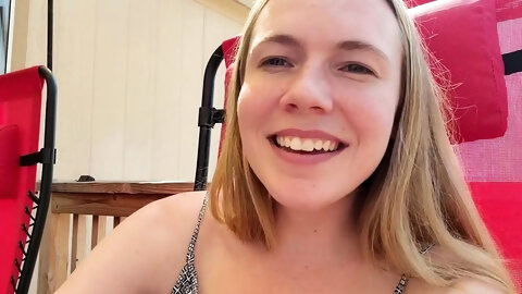 Amateur Blonde with Tiny Titties Masturbates with Fruit