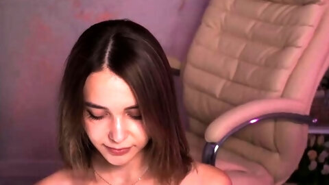 Brunette Solo Webcam Masturbation